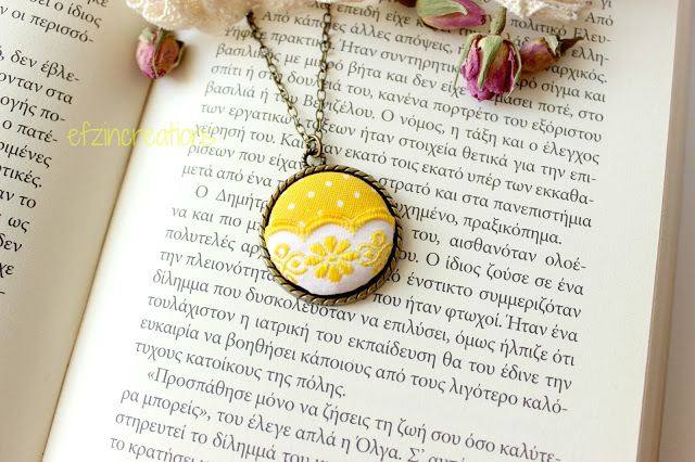 Κολιέ με Υφασμάτινα Κουμπιά… νέα αγάπη!