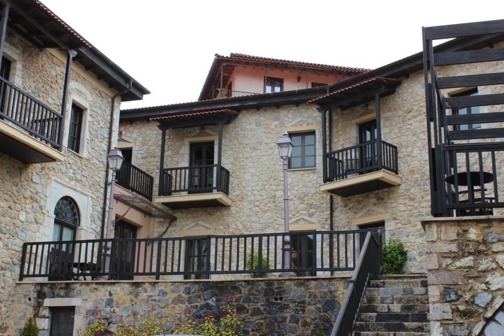 2 Διανυκτερευσεις στο Τρικολονιον Country στη Στεμνίτσα Αρκαδίας