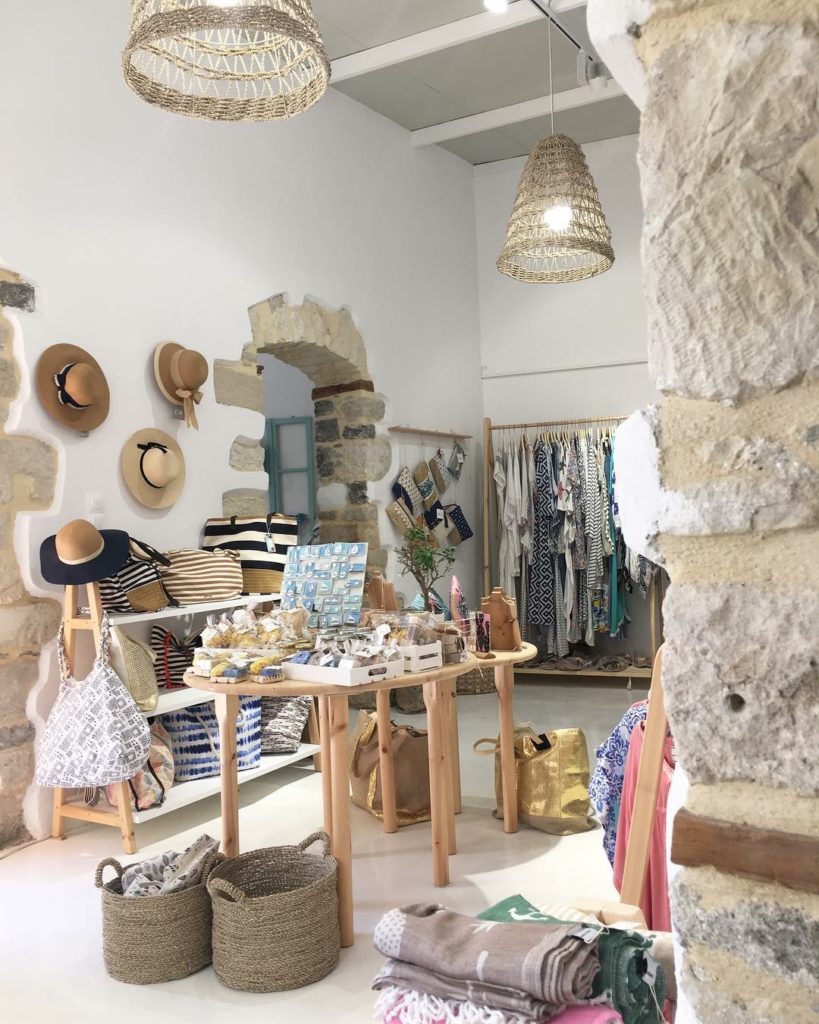 Shopping Therapy Blue Shades στην Ιεράπετρα Κρήτης