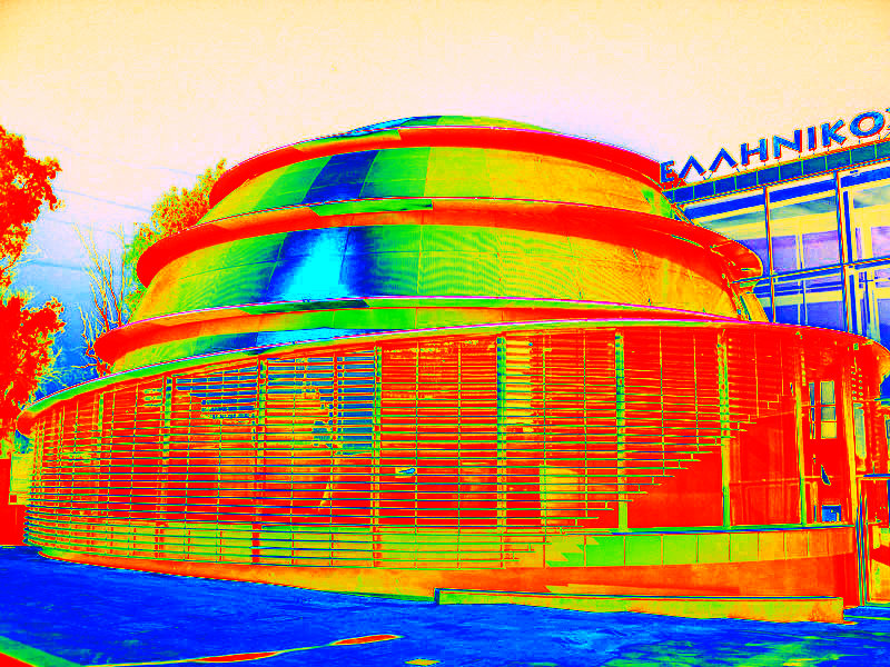 Καλοκαίρι στον «Ελληνικό Κόσμο» με προβολές στη «ΘΟΛΟ» Εικονικής Πραγματικότητας